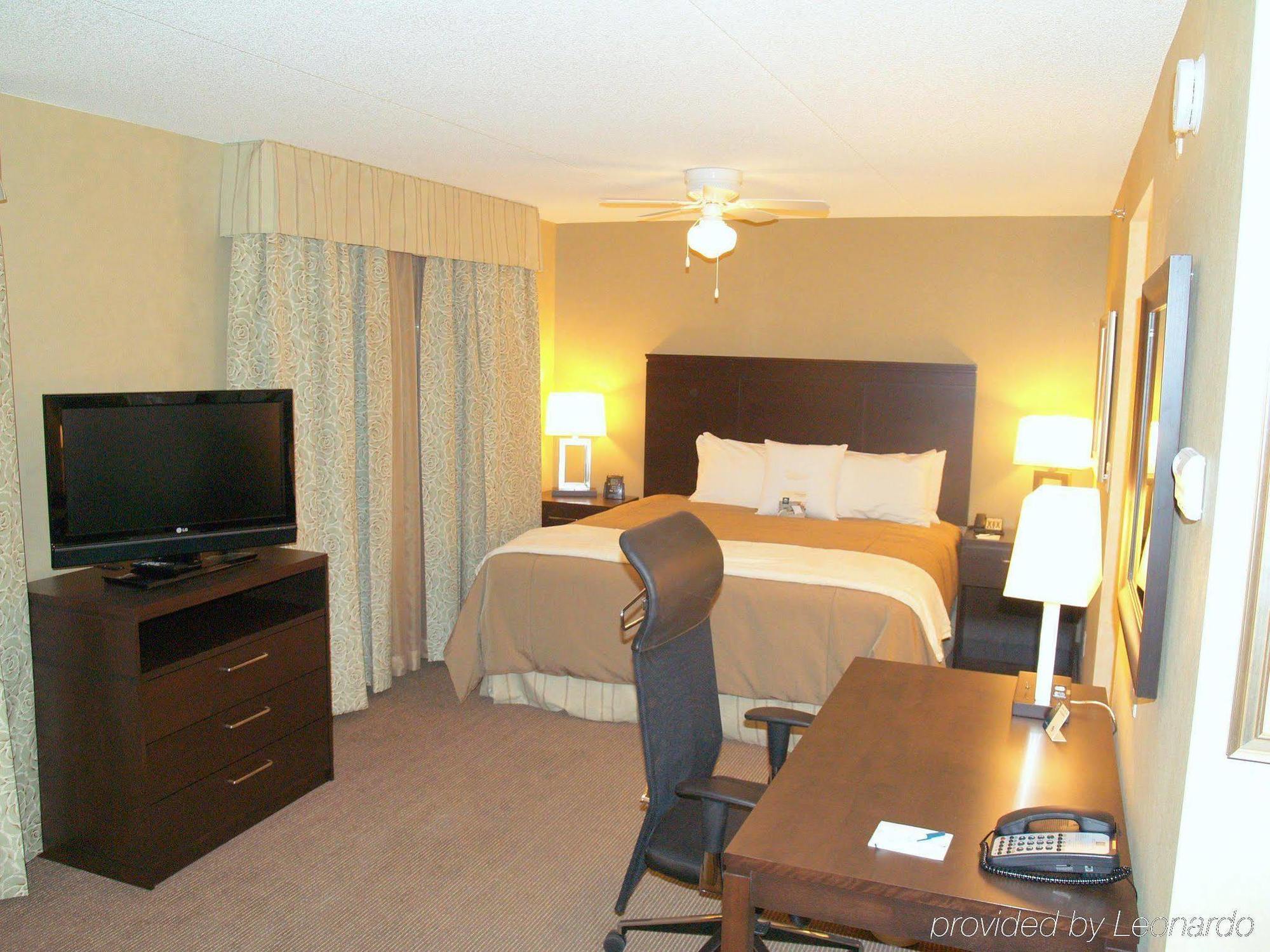 Homewood Suites By Hilton Toronto-Маркем Номер фото